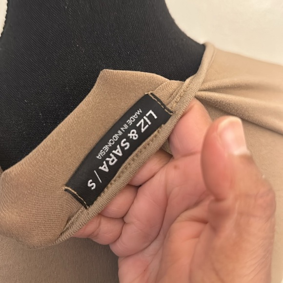 🤎Fitted Tee🤎 - Picture 5 of 6